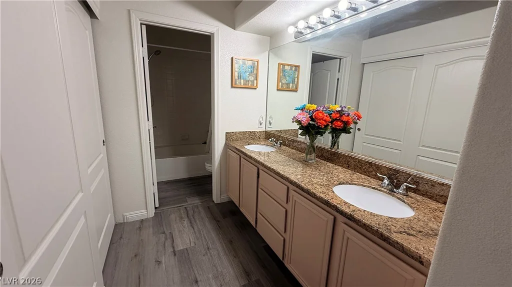 5248 Sunny Beach, Las Vegas, NV 89118