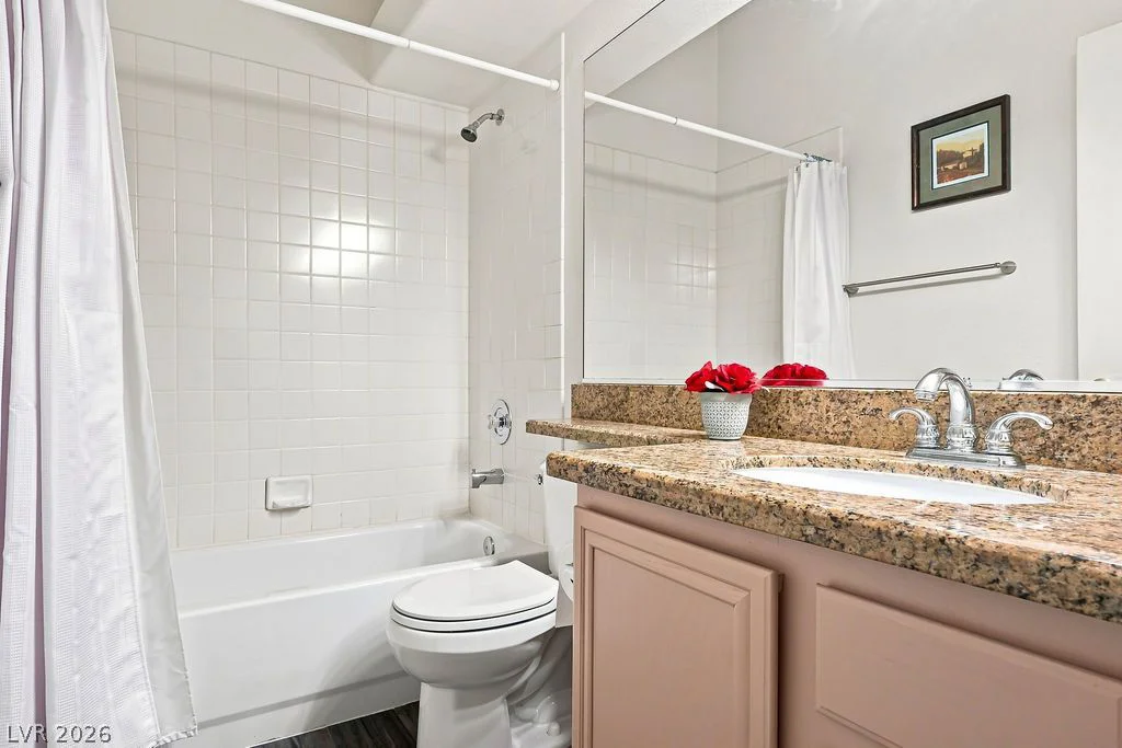 5248 Sunny Beach, Las Vegas, NV 89118