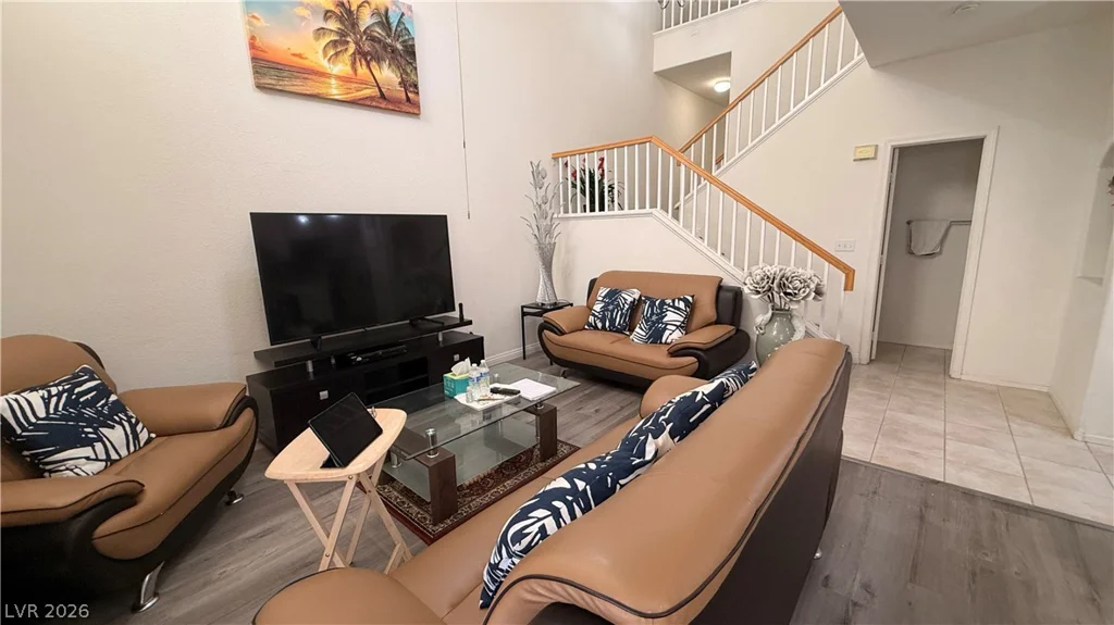 5248 Sunny Beach, Las Vegas, NV 89118