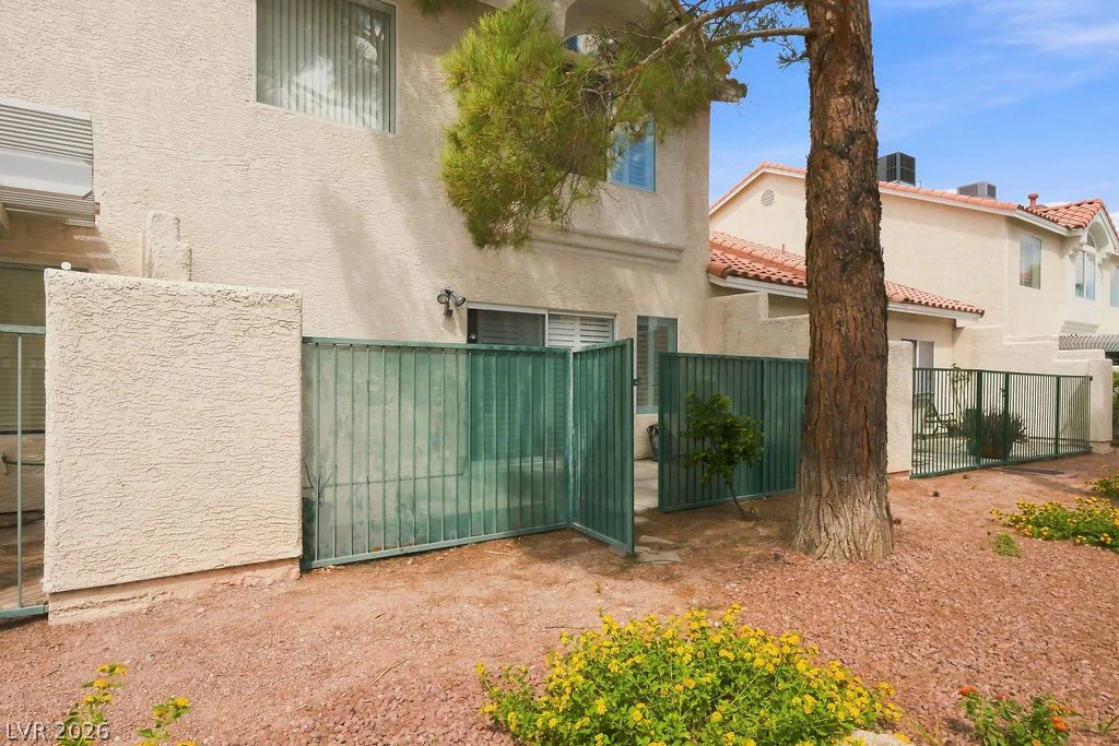 5248 Sunny Beach, Las Vegas, NV 89118