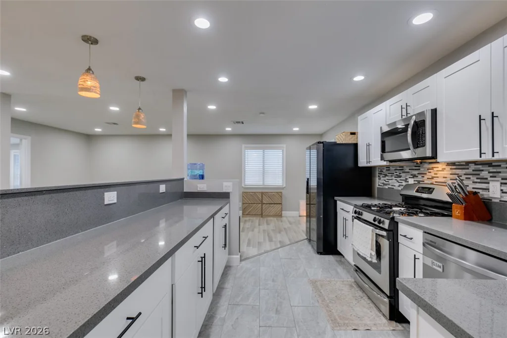 847 Shoreview, Henderson, NV 89002