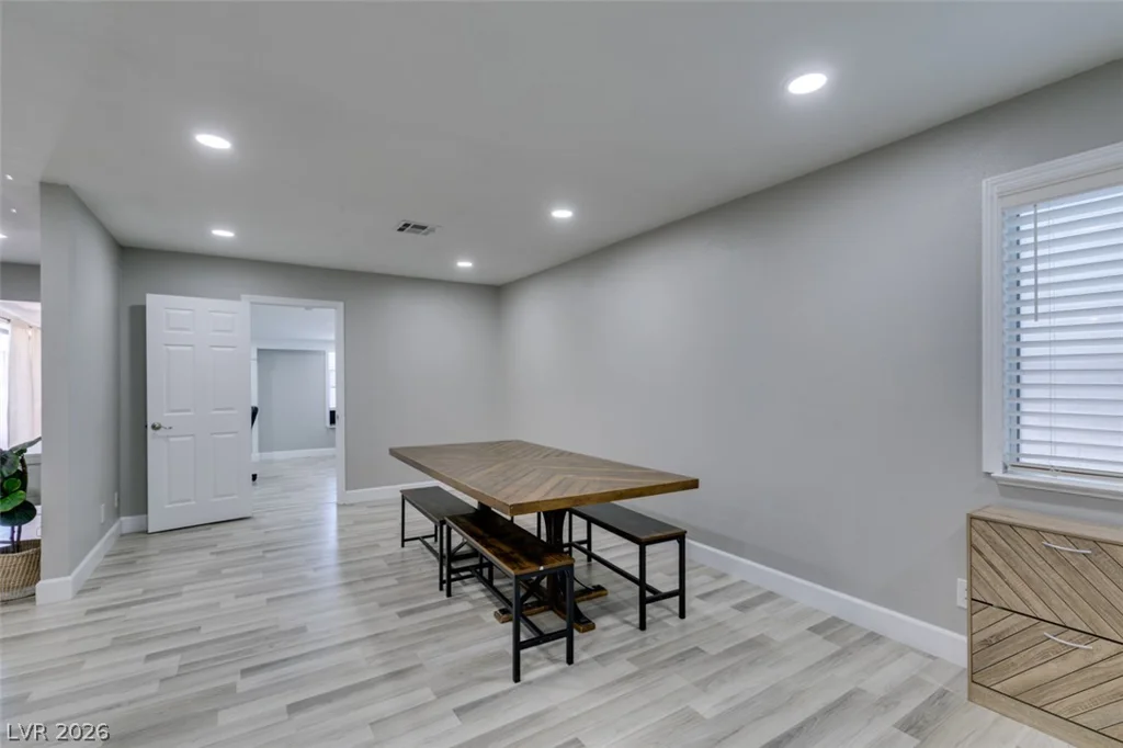 847 Shoreview, Henderson, NV 89002