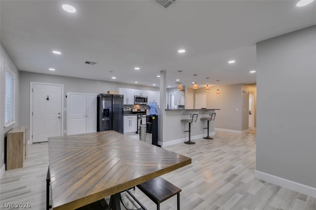 847 Shoreview, Henderson, NV 89002