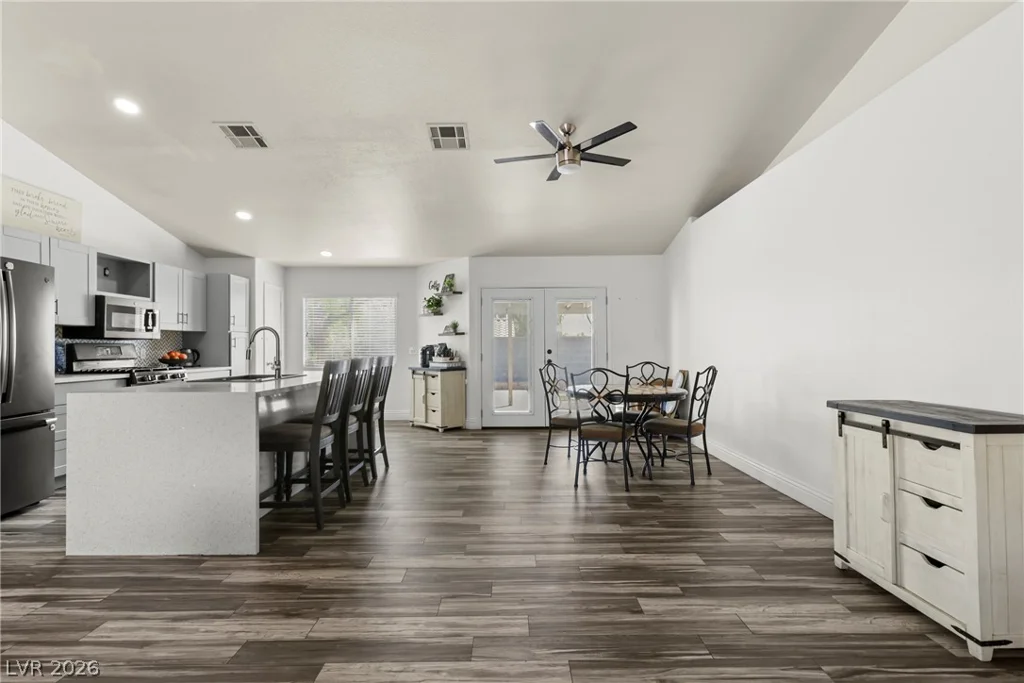 5438 Iberville, North Las Vegas, NV 89031