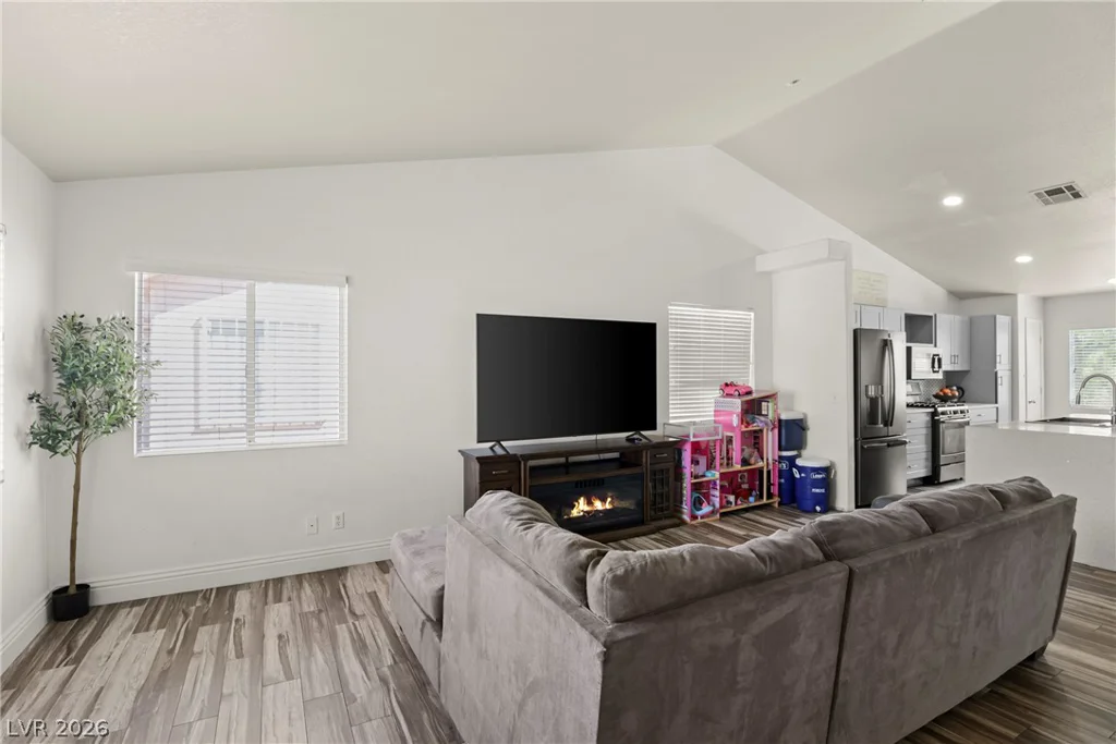 5438 Iberville, North Las Vegas, NV 89031