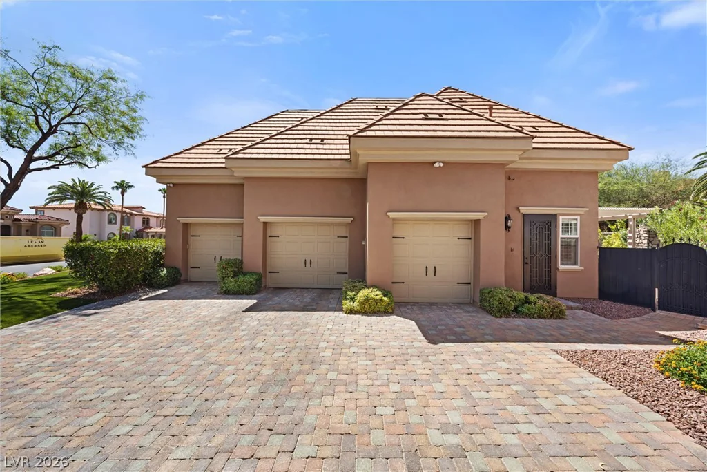 5067 Mountain Foliage, Las Vegas, NV 89148