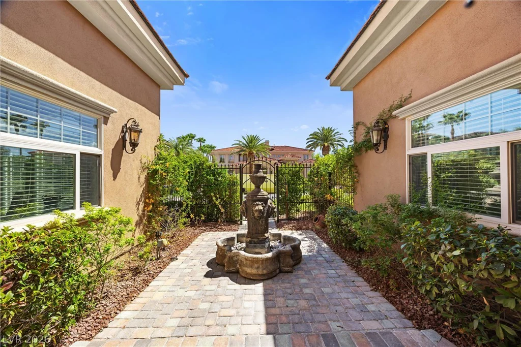 5067 Mountain Foliage, Las Vegas, NV 89148