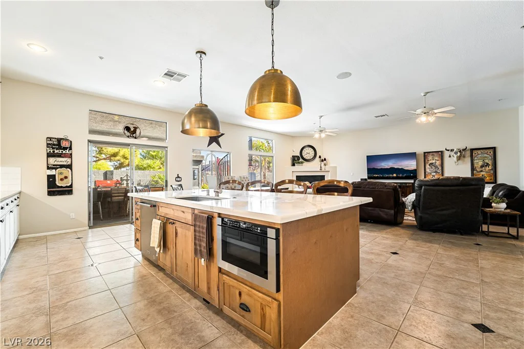 1580 Bamboo Bay, Henderson, NV 89012