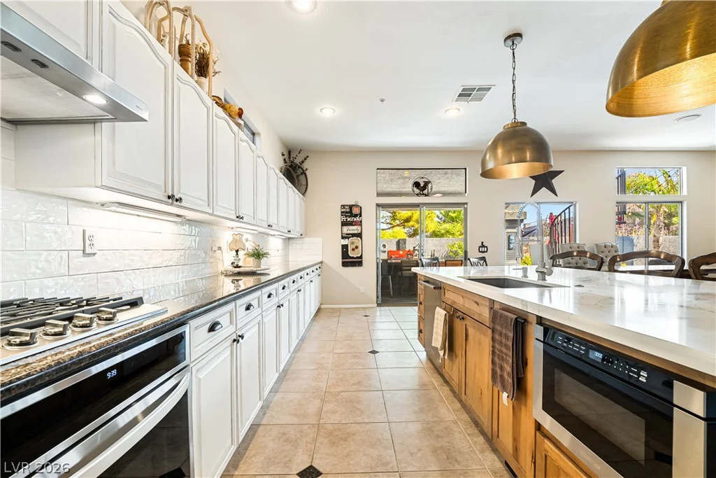 1580 Bamboo Bay, Henderson, NV 89012