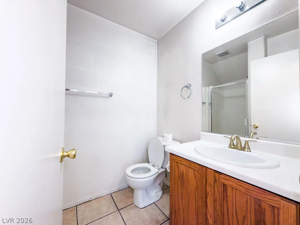 4401 Gracemont, Las Vegas, NV 89139
