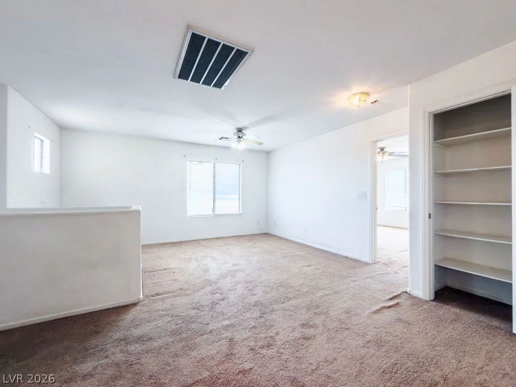 4401 Gracemont, Las Vegas, NV 89139