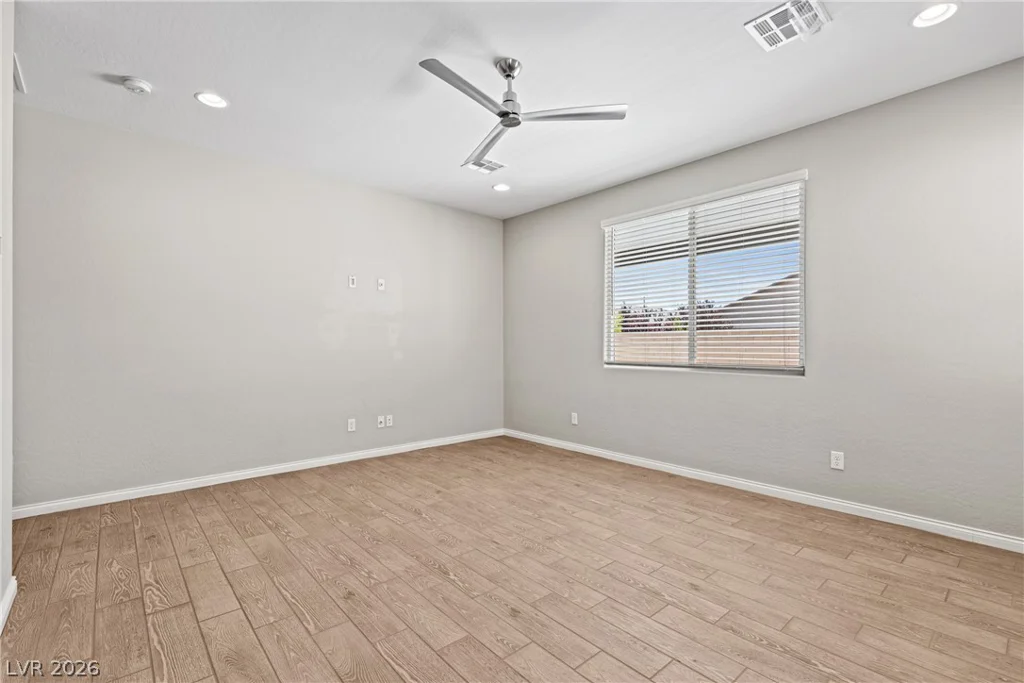 10125 Ferton Lake, Las Vegas, NV 89178