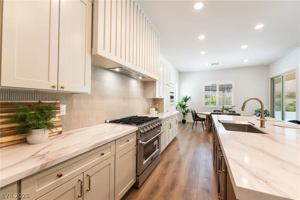 363 Molinetto, Las Vegas, NV 89138