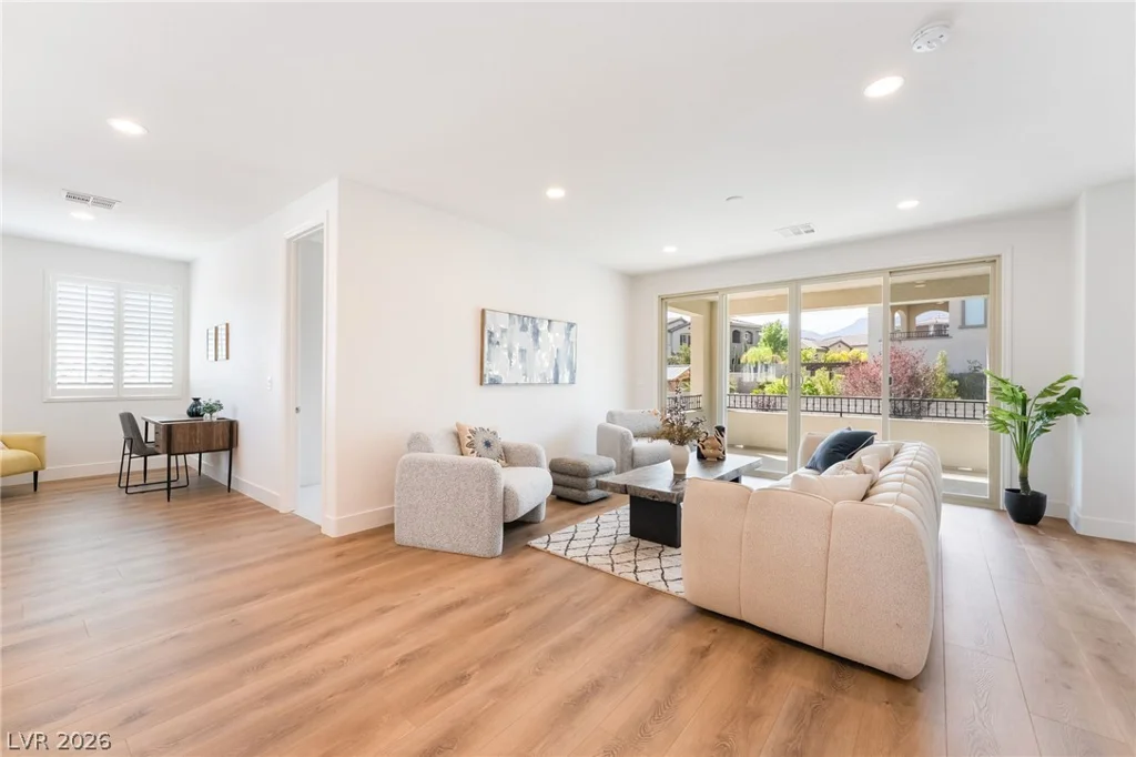 363 Molinetto, Las Vegas, NV 89138