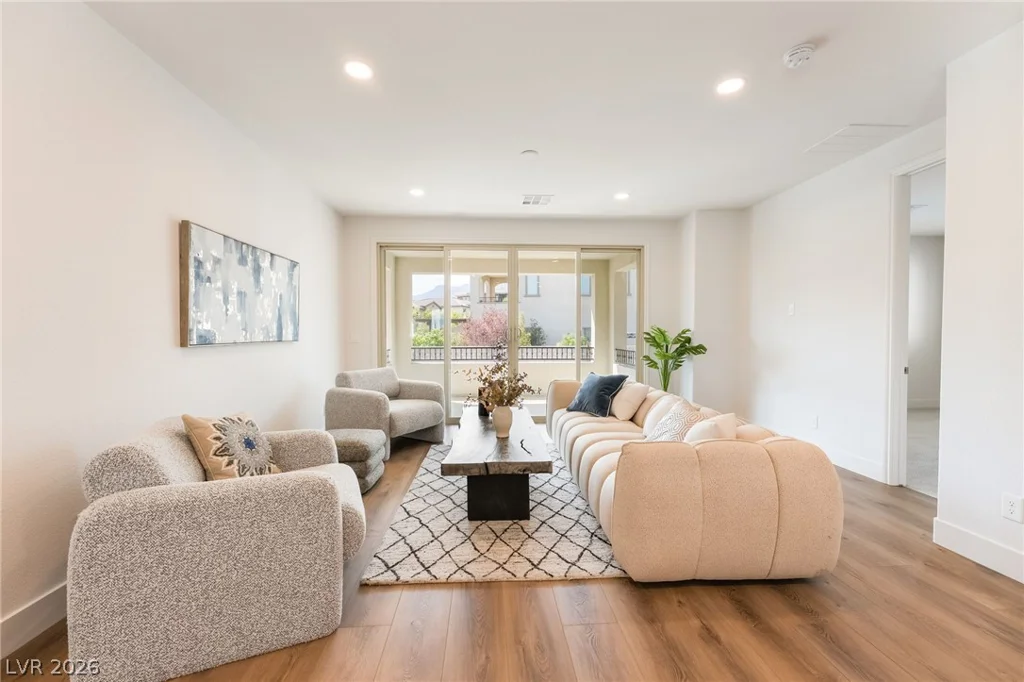 363 Molinetto, Las Vegas, NV 89138