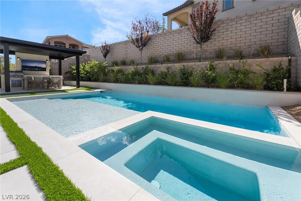 363 Molinetto, Las Vegas, NV 89138