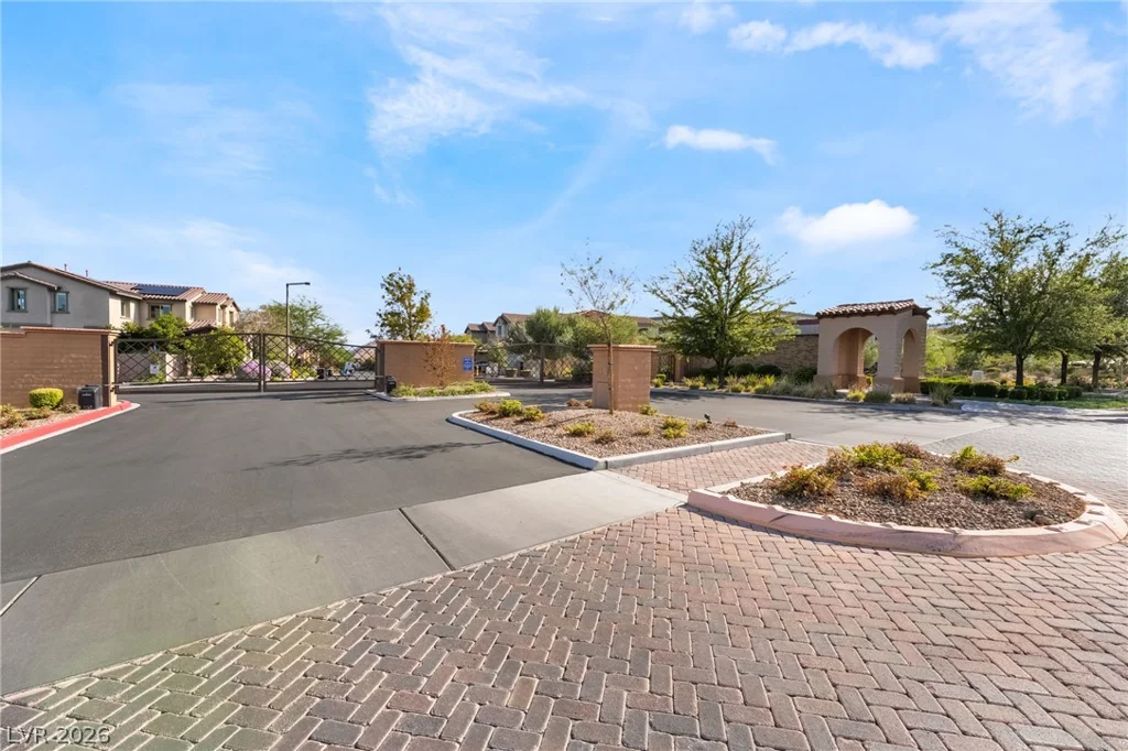 363 Molinetto, Las Vegas, NV 89138