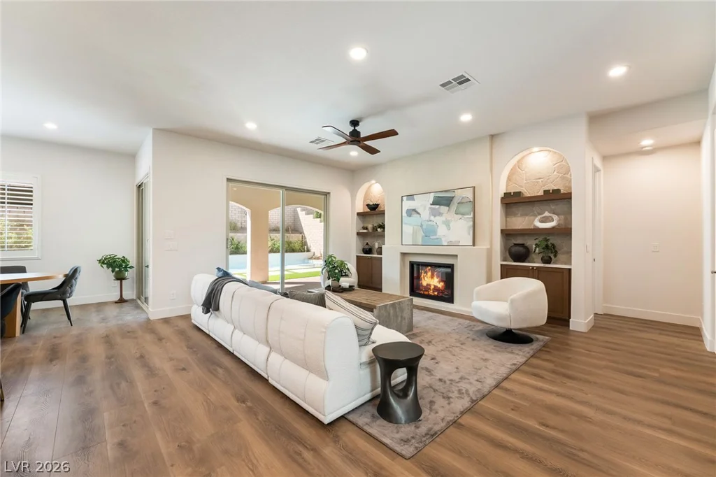 363 Molinetto, Las Vegas, NV 89138
