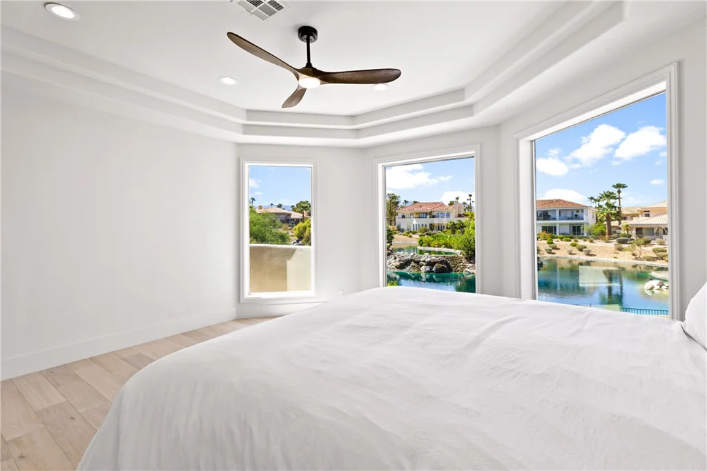 2221 Glenbrook, Las Vegas, NV 89117