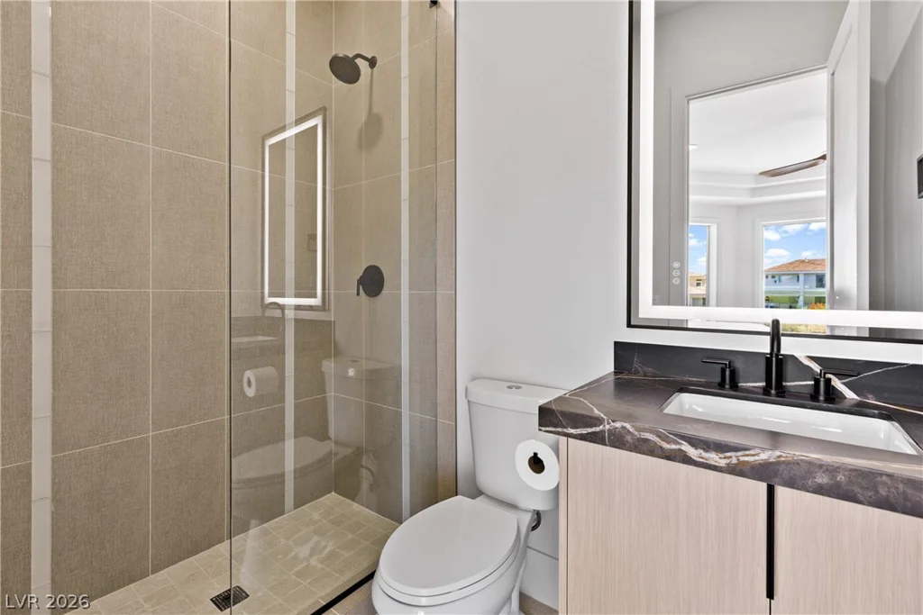 2221 Glenbrook, Las Vegas, NV 89117