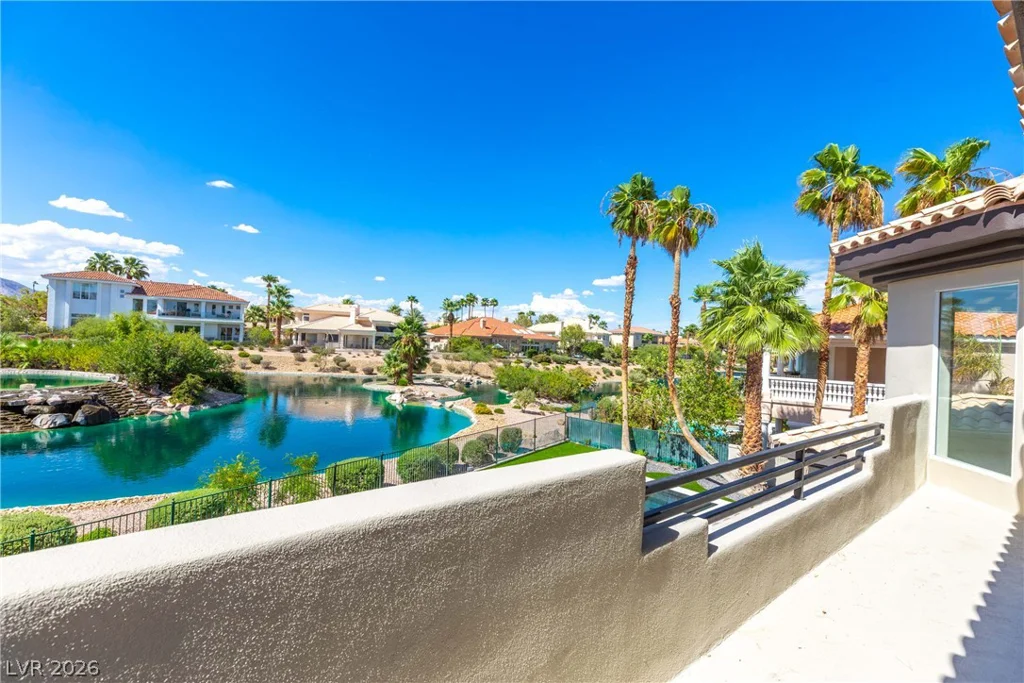 2221 Glenbrook, Las Vegas, NV 89117
