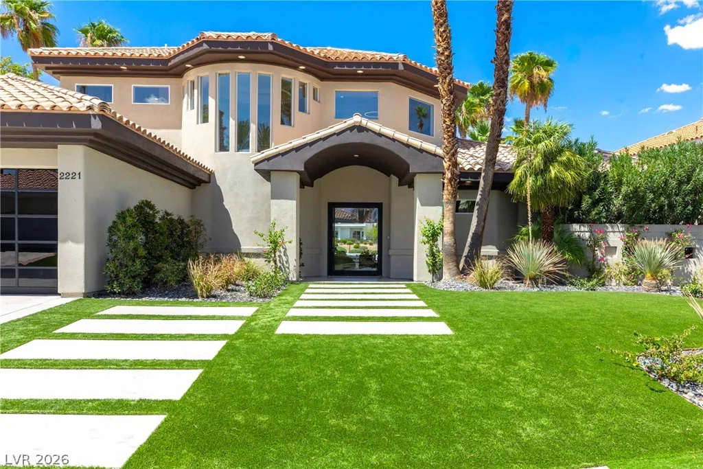 2221 Glenbrook, Las Vegas, NV 89117