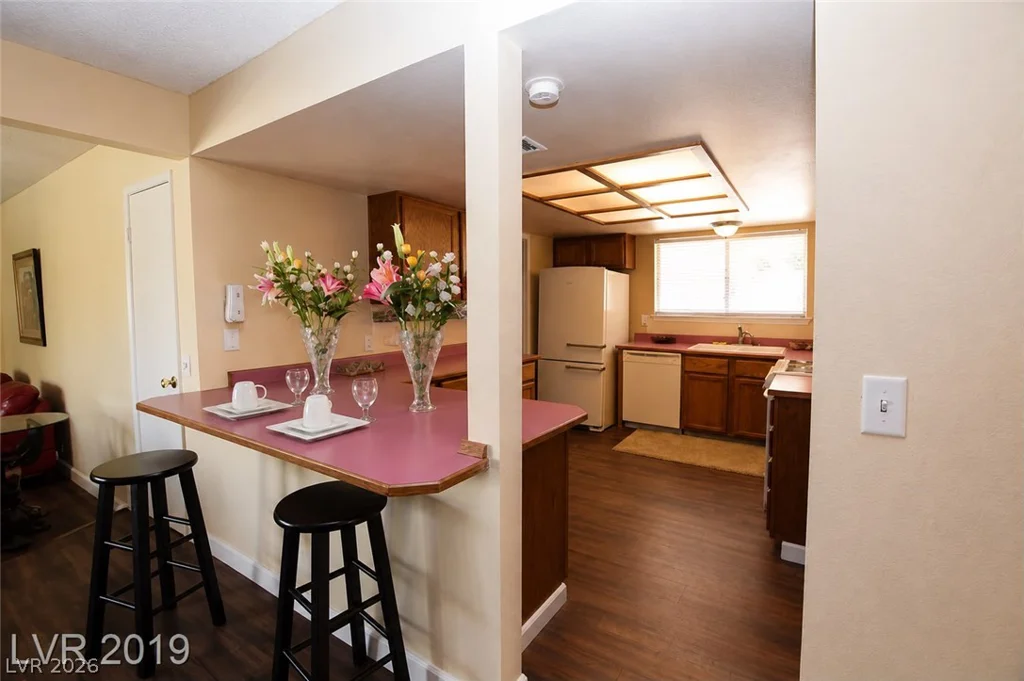 4490 Margarete, Las Vegas, NV 89121