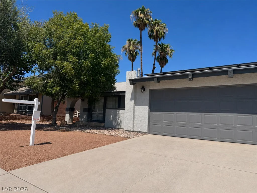 4490 Margarete, Las Vegas, NV 89121