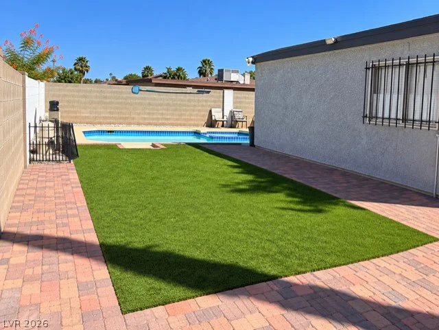 4490 Margarete, Las Vegas, NV 89121