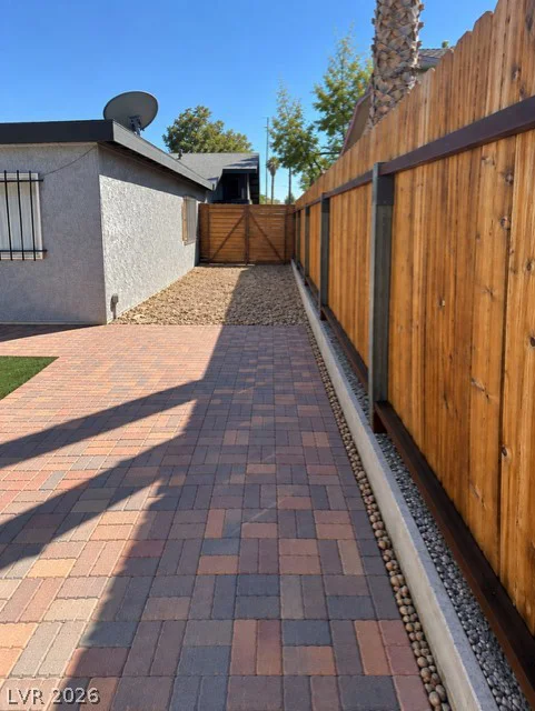 4490 Margarete, Las Vegas, NV 89121