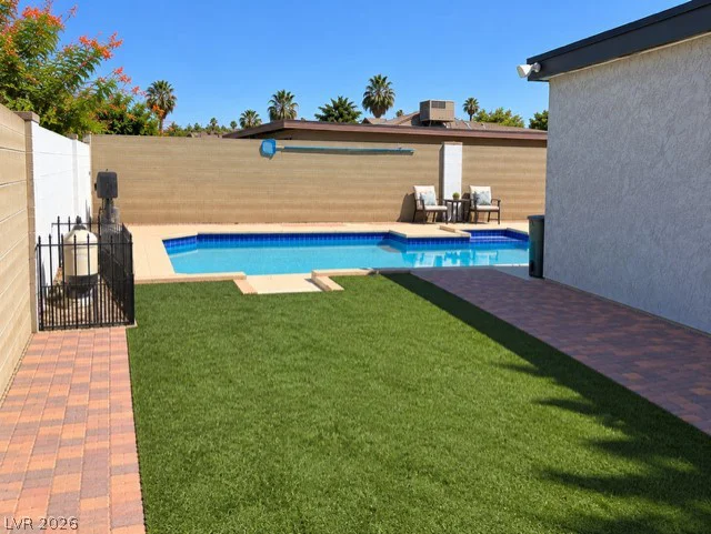 4490 Margarete, Las Vegas, NV 89121