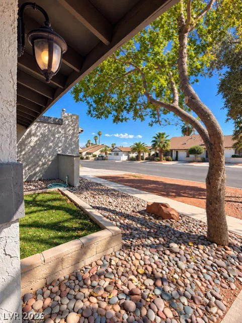 4490 Margarete, Las Vegas, NV 89121