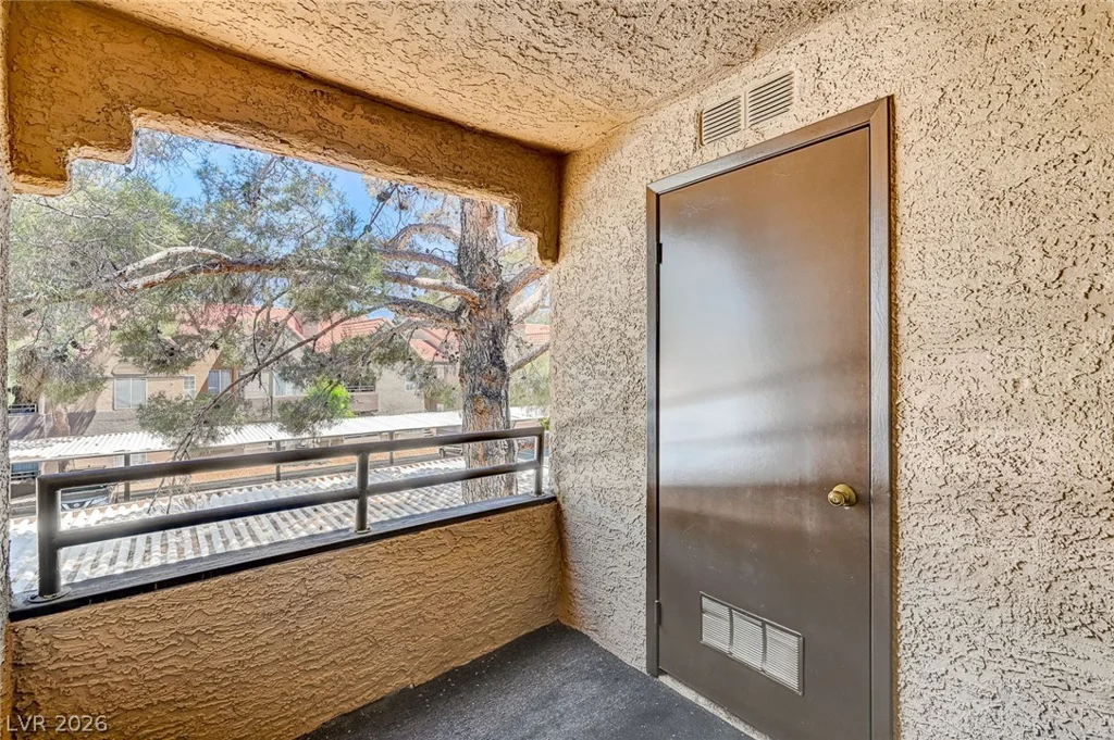 2200 Fort Apache, Las Vegas, NV 89117