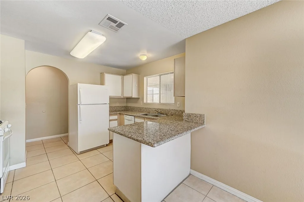 2200 Fort Apache, Las Vegas, NV 89117