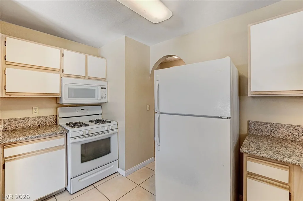 2200 Fort Apache, Las Vegas, NV 89117