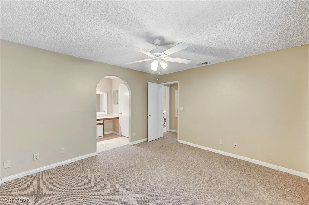 2200 Fort Apache, Las Vegas, NV 89117