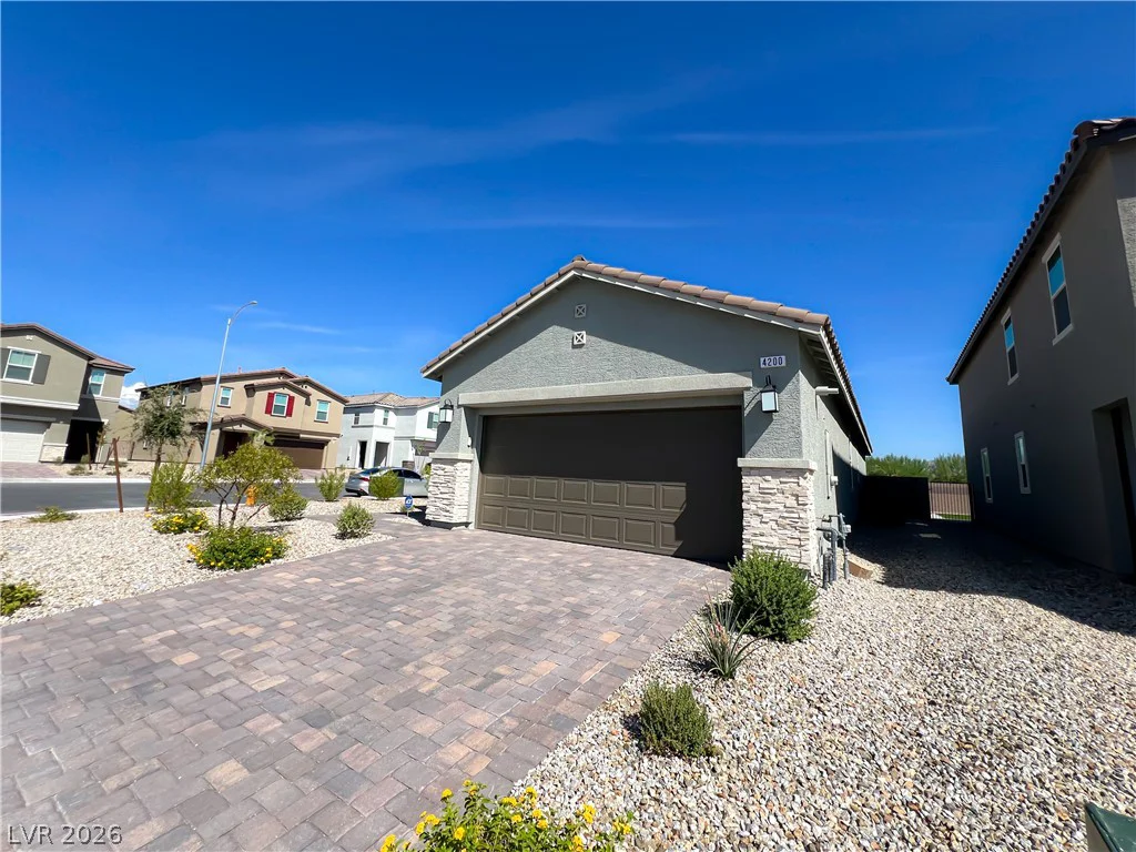 4200 Mount Bonnell, North Las Vegas, NV 89081