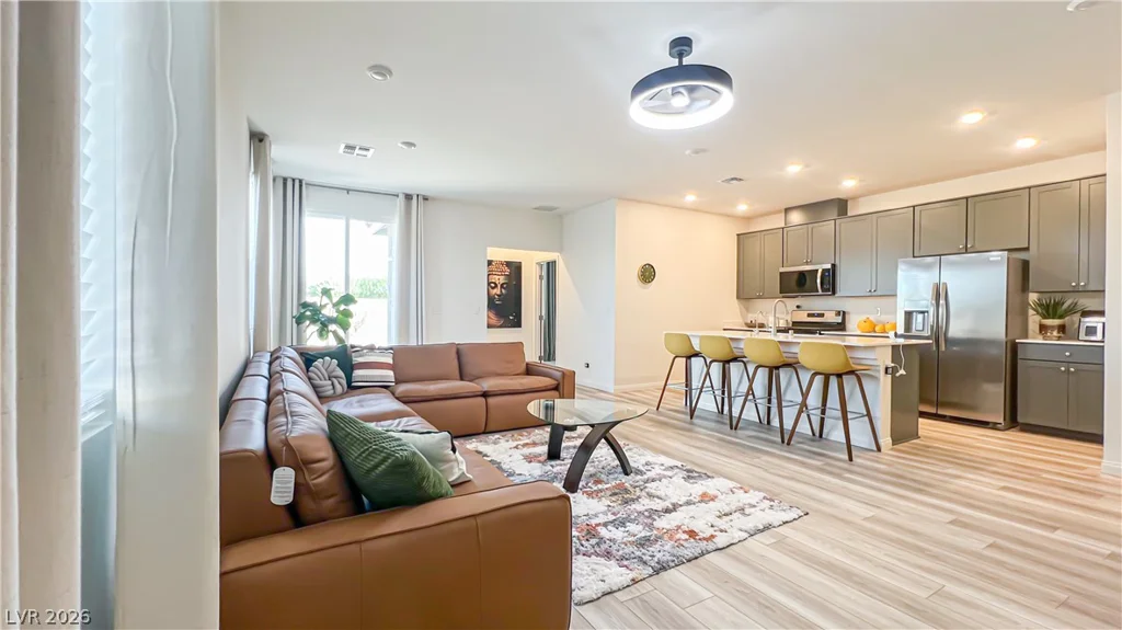 4200 Mount Bonnell, North Las Vegas, NV 89081