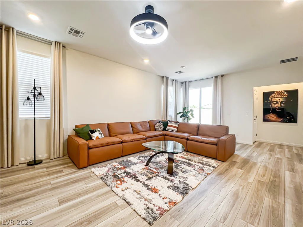 4200 Mount Bonnell, North Las Vegas, NV 89081