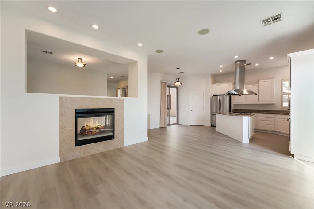 9157 Tudor Park, Las Vegas, NV 89145
