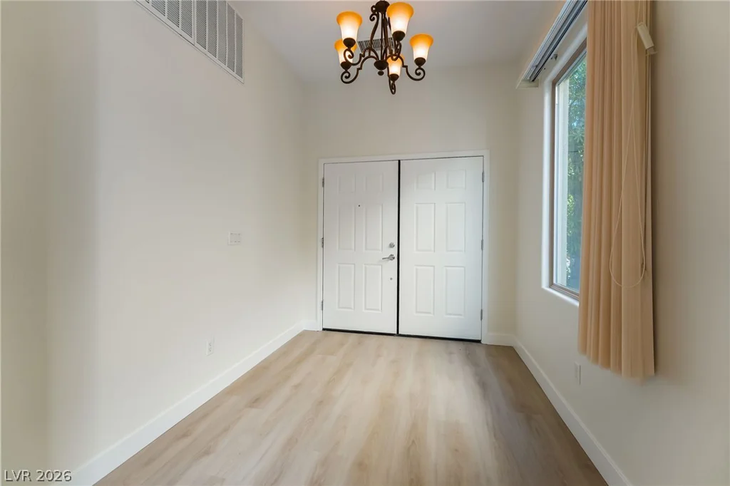 9157 Tudor Park, Las Vegas, NV 89145