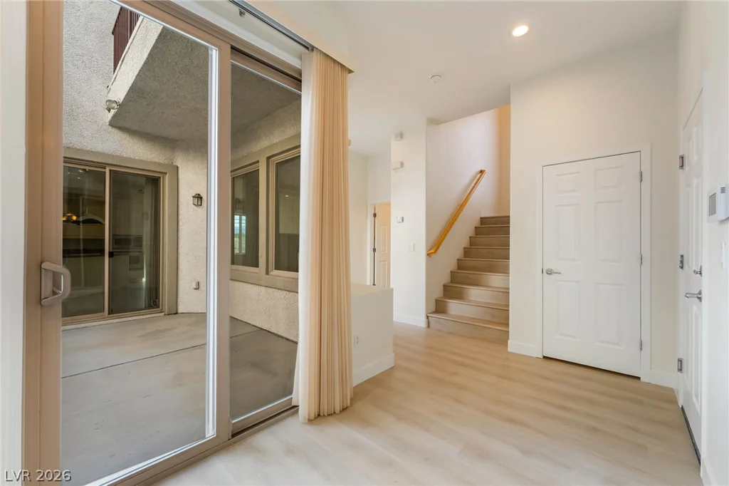 9157 Tudor Park, Las Vegas, NV 89145
