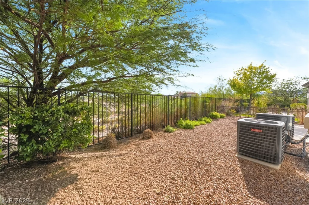 9157 Tudor Park, Las Vegas, NV 89145