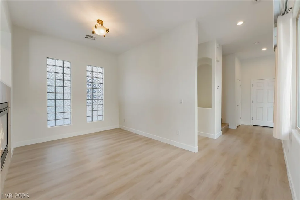 9157 Tudor Park, Las Vegas, NV 89145