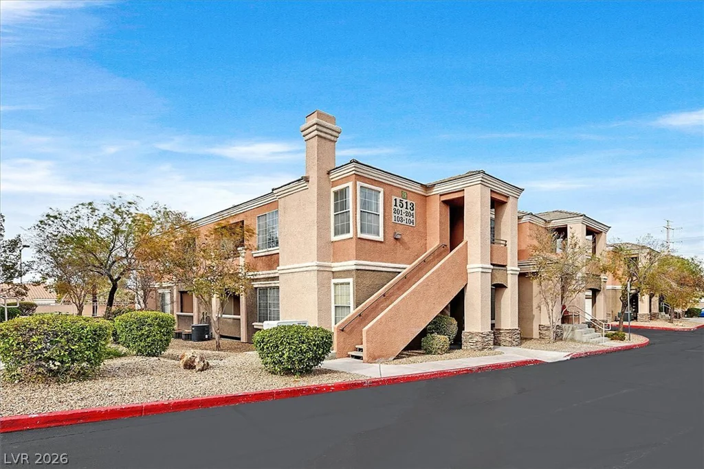 1513 Truett, Las Vegas, NV 89128