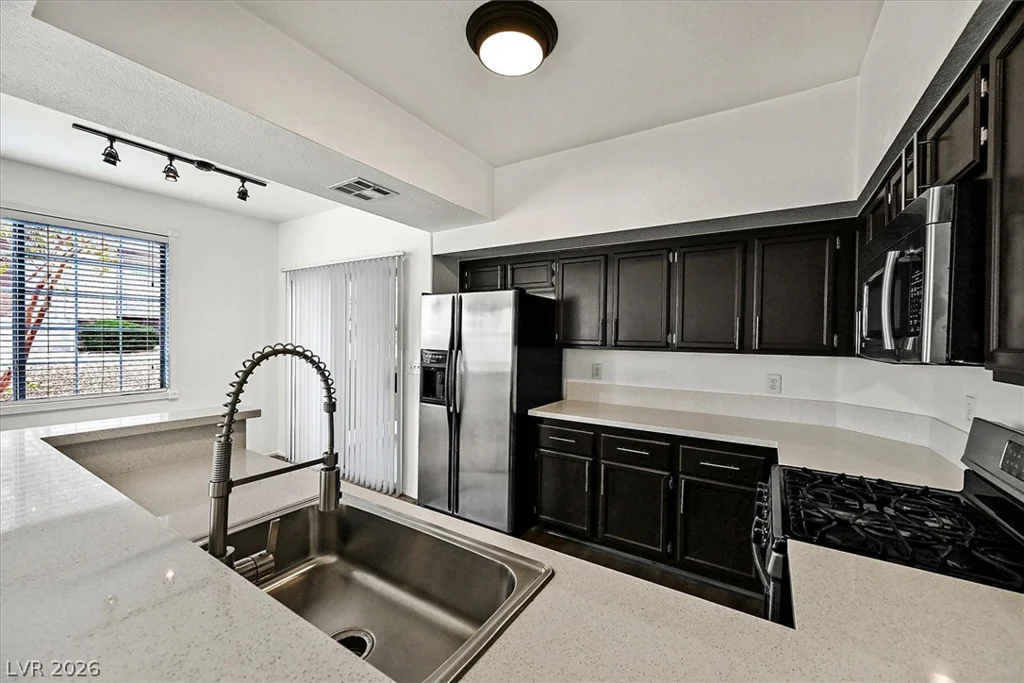 1513 Truett, Las Vegas, NV 89128