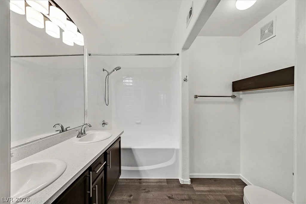 1513 Truett, Las Vegas, NV 89128