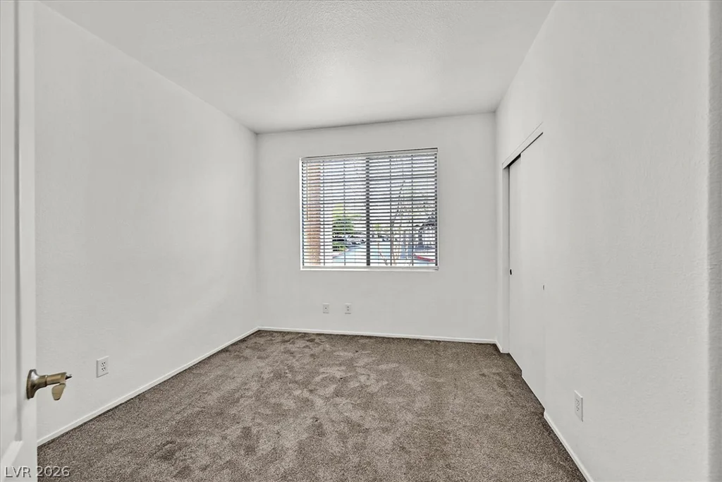 1513 Truett, Las Vegas, NV 89128
