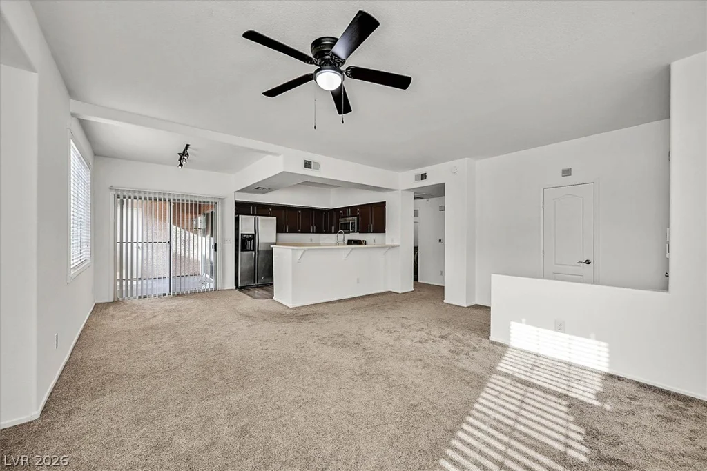 1513 Truett, Las Vegas, NV 89128