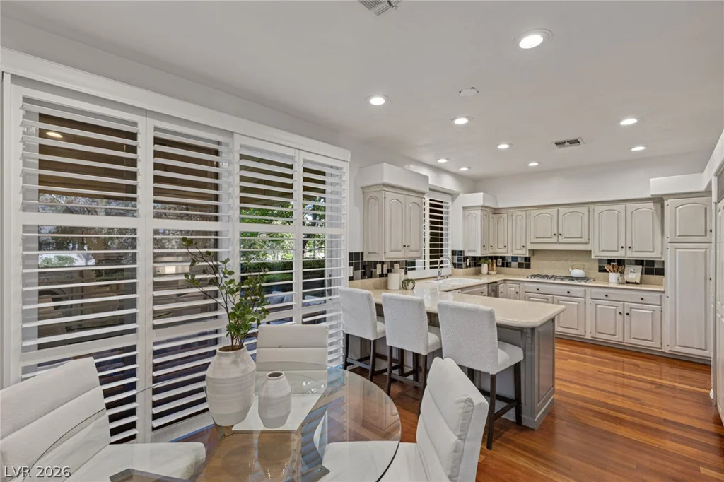 8325 Turtle Creek, Las Vegas, NV 89113